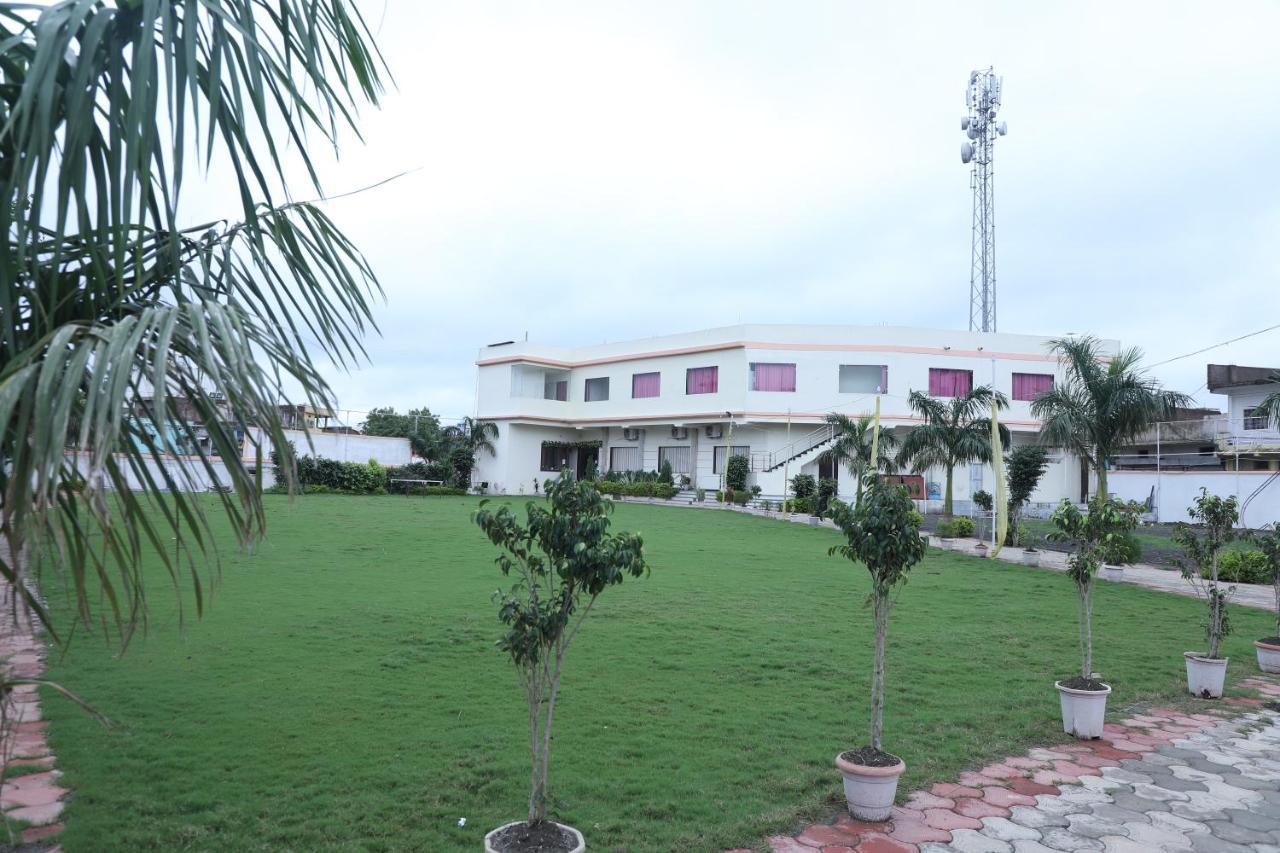 Hotel shri siddhivinayak Bina-Etawa Bagian luar foto