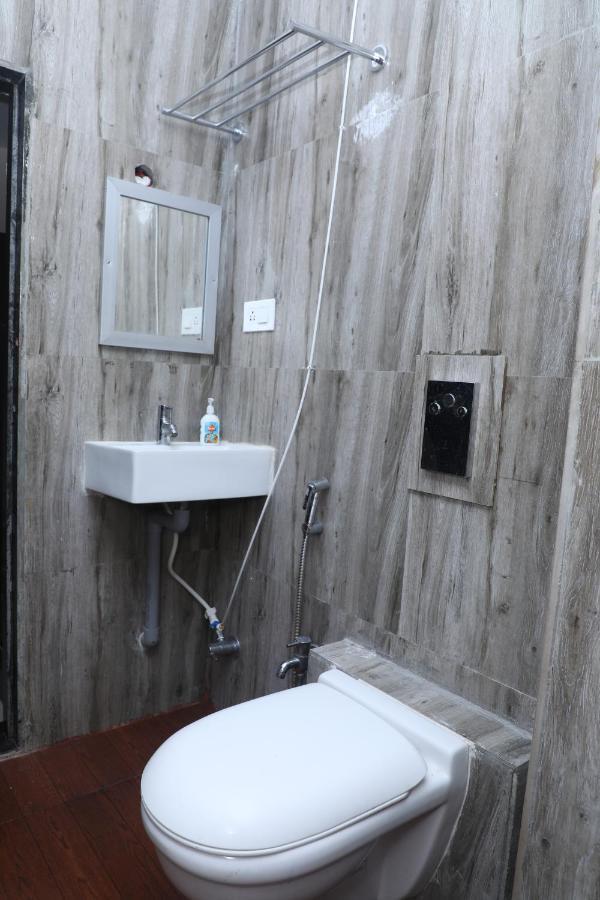 Hotel shri siddhivinayak Bina-Etawa Bagian luar foto
