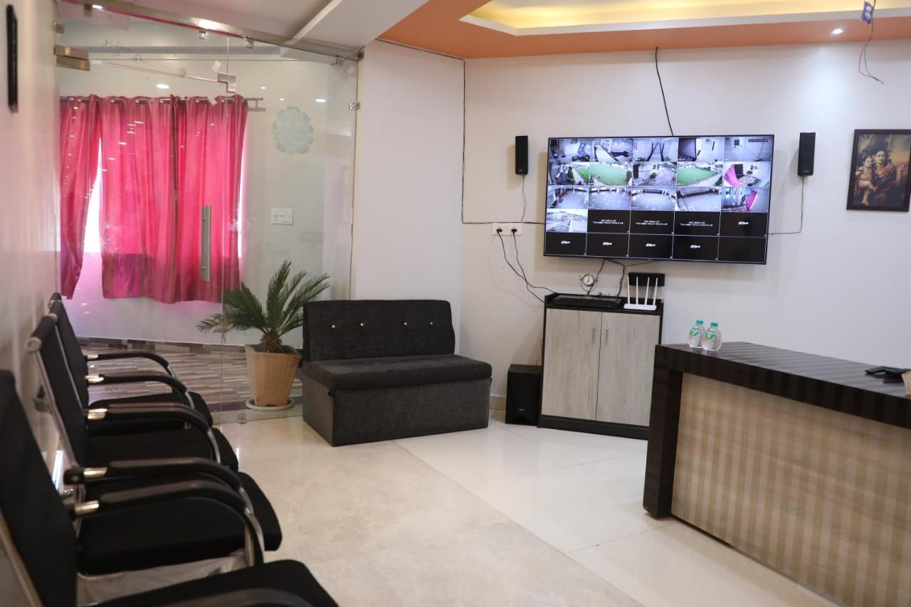 Hotel shri siddhivinayak Bina-Etawa Bagian luar foto